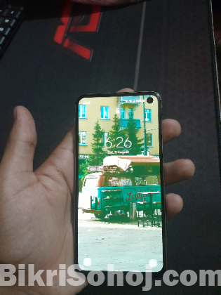 Samsung s10e